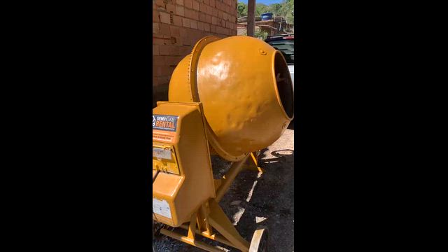 Imagem Betoneira 400 litros 110/220