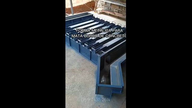 Imagem Forma metálica para mata-burro de concreto