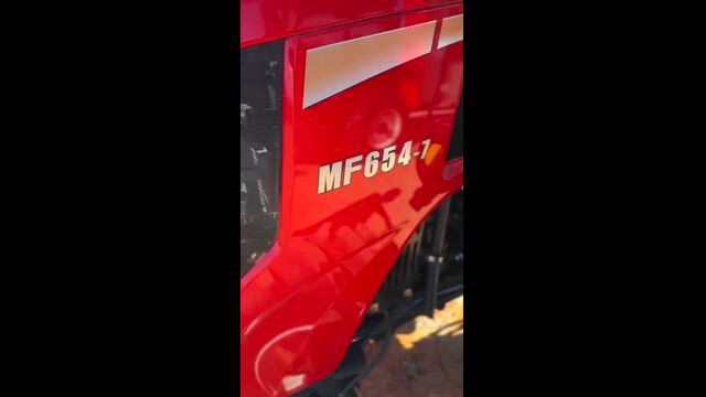 Imagem Trator Agrícola YTO MF654-7