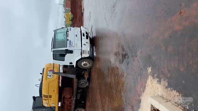 Imagem Vendo caminhão Ford cargo 2422