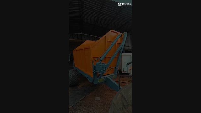 Imagem CARRETA TRANSBORDO CAFÉ 4500