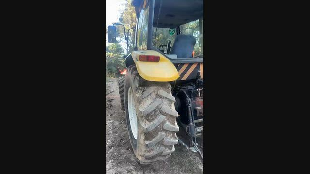 Imagem Trator New Holland LB95 ME 4x4
