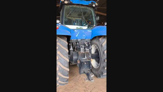 Imagem Trator New Holland T8.385