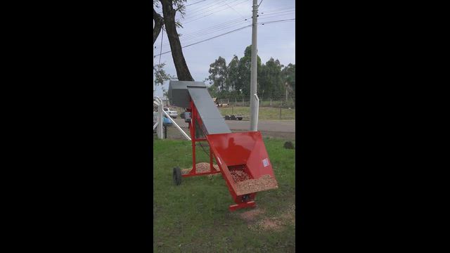 Imagem Elevador de Silagem