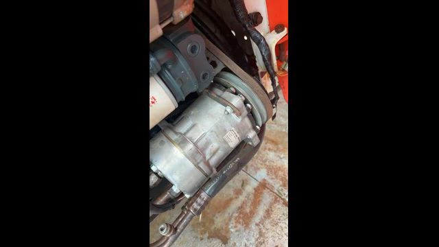 Imagem Mini Carregadeira S160 Bobcat Ano 2010 COM AR