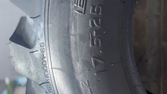 Imagem Pneu Reformado 17.5x25 - Borracha Vipal