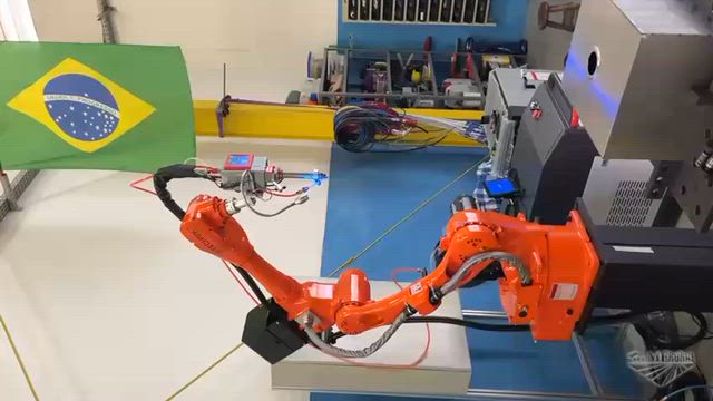 Imagem PROJETO COM UTILIZAÇÃO DE ROBÔS PARA SOLDA, CORTE, MANIPULAÇÃO DE PEÇAS, PRENSAS, PINTURA, LIXAMENTO