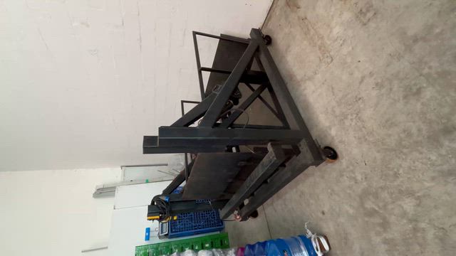 Imagem Plataforma de elevação de carga e descarga pneumática