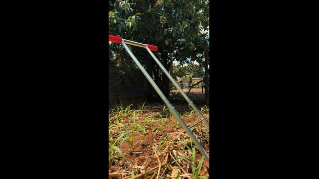Imagem Plantadeira Adubadeira de Empurrar MAC7 PLUS - 7 Bicos