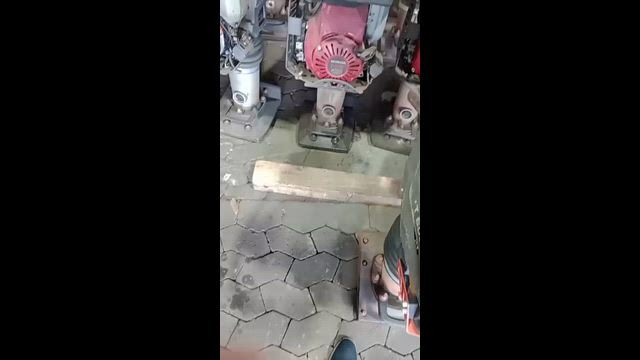 Imagem compactador percussão a gasolina Wacker
