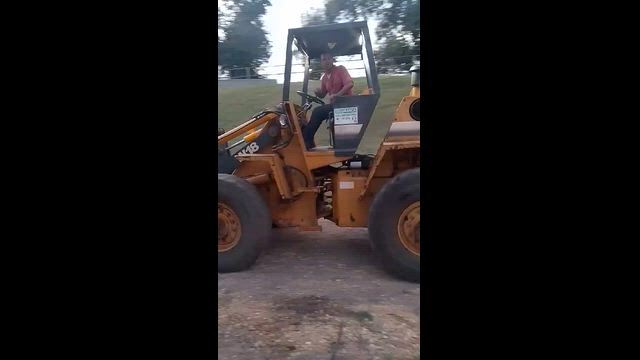 Imagem Pá Carregadeira Case W18 Ano 1989