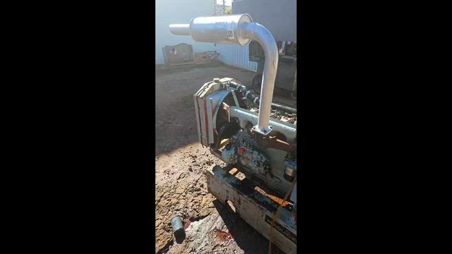 Imagem Gerador 40 kVA com motor MWM 229 (4 cilindros)