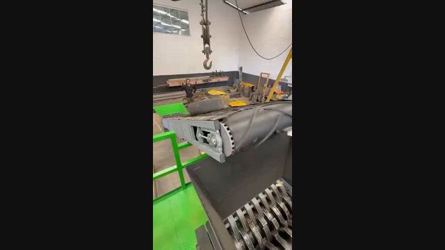 Imagem TRITURADOR SHREDDER COM PLATAFORMA ADAPTÁVEL
