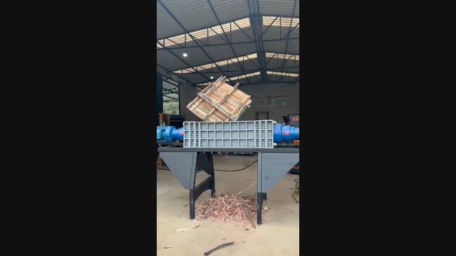Imagem TRITURADOR SHREDDER PARA PALLETS DE MADEIRA