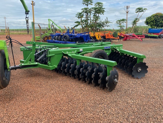 Grade Niveladora Modelo Gncr 44X22