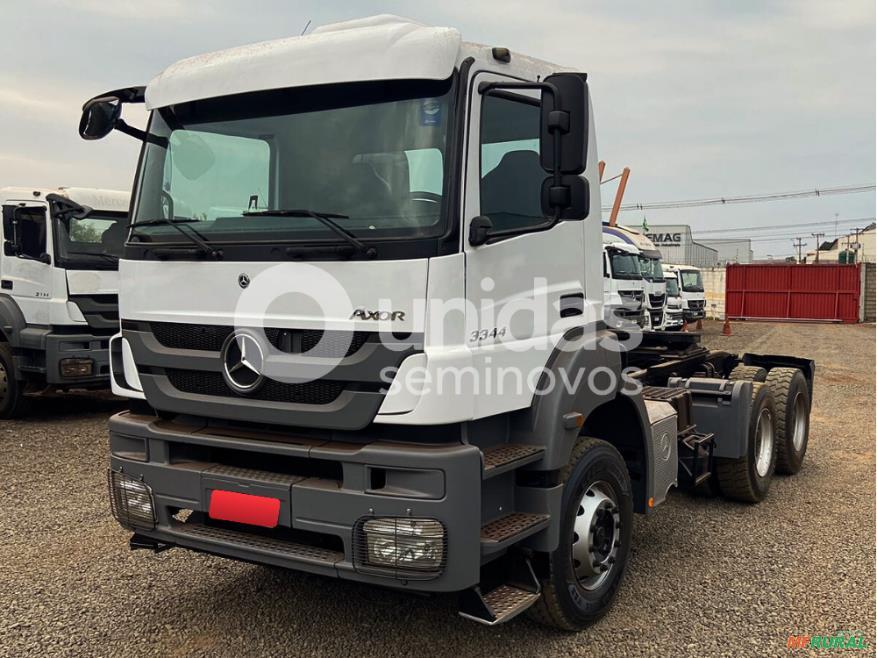 Vendo Mercedes Benz Axor 3344S - 2017 em Sertãozinho SP à venda. 817436