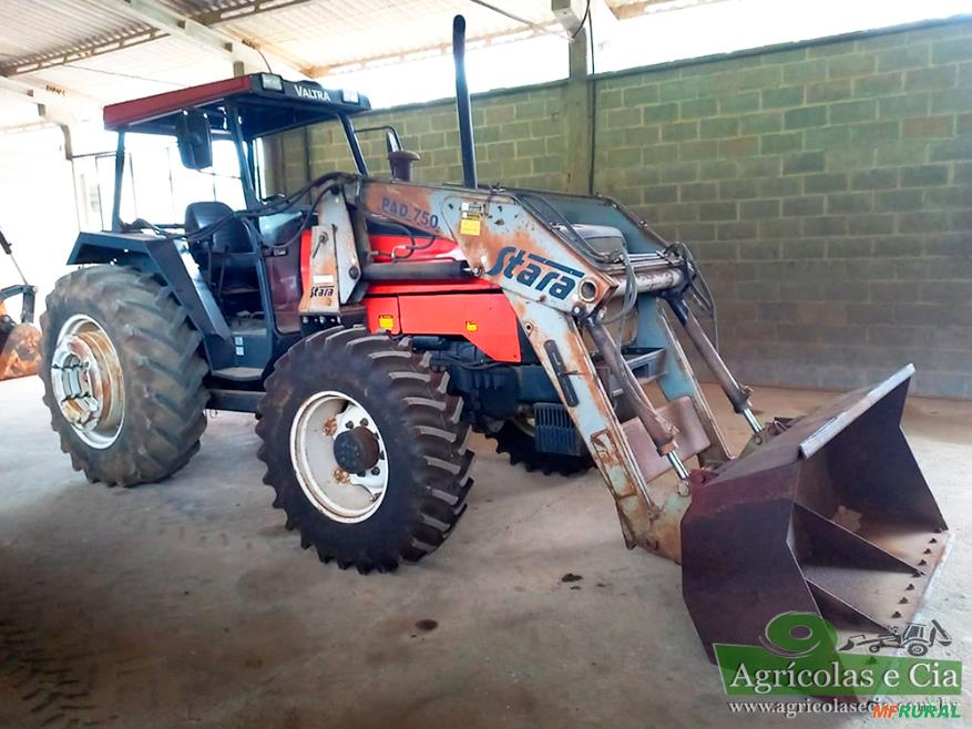 Trator Valtra/Valmet 985 4X4 Ano 01 em Rio das Pedras SP à 449612