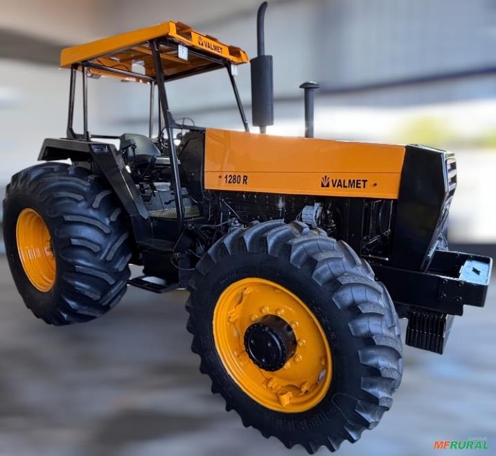 Valmet Trator Valtra/Valmet 1280 R em Estrela do Sul - MG à venda com