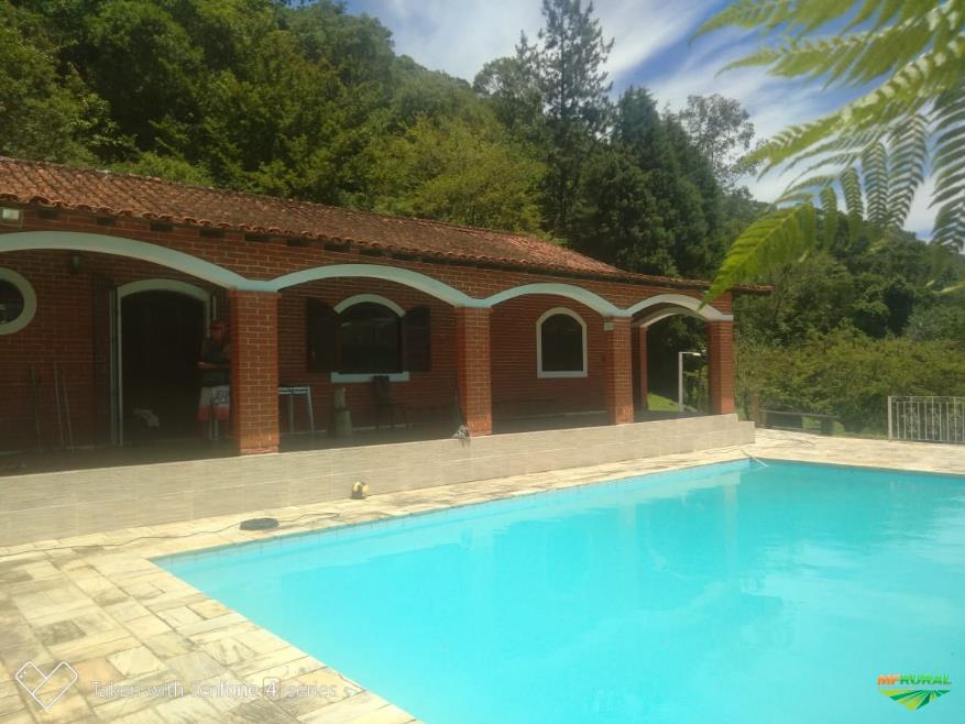 Sítios em Fazendas / Imóveis Rurais em Ibiúna - SP à venda com