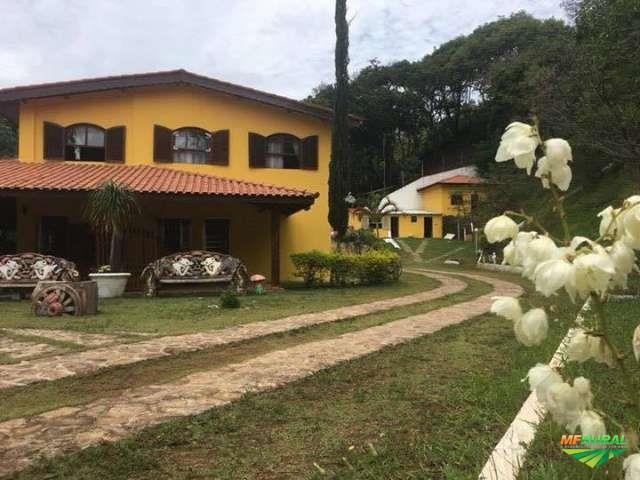 Sitio Completo Atibaia Sp em Atibaia SP à venda. Compre direto 381622