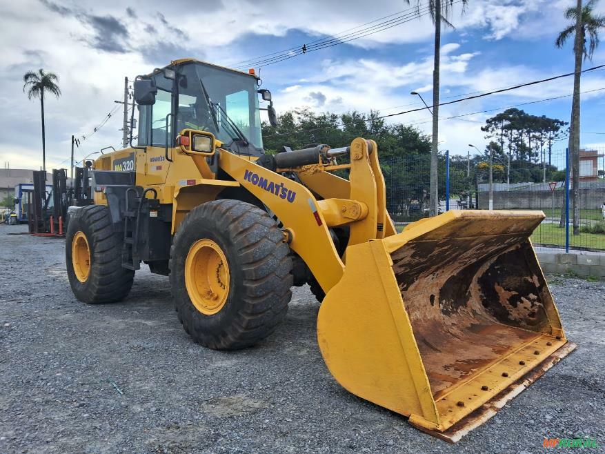 Pá Carregadeira Komatsu Wa320 2018 em Vargem Grande Paulista SP 803777
