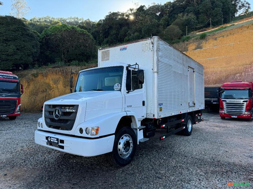 Caminhões Mercedes Benz (MB) no Espírito Santo à venda com preço