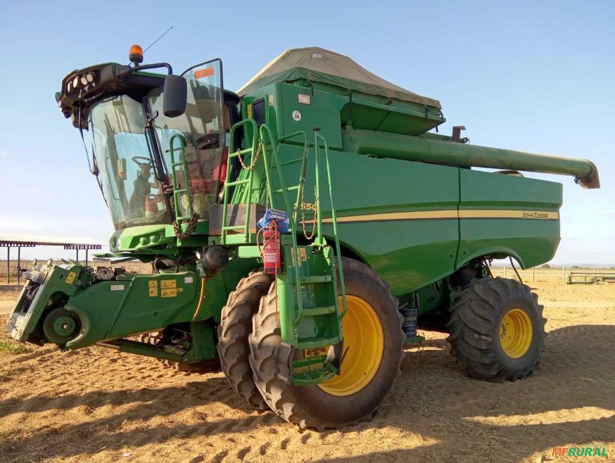 Colheitadeira John Deere S550 em Belo Horizonte MG à venda. 808244