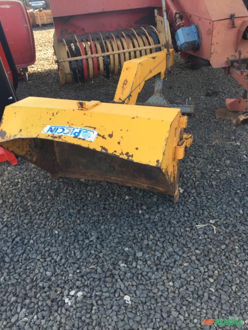 Pa Traseira Modelo 220 Marca Piccin em Limeira SP à venda. 633121